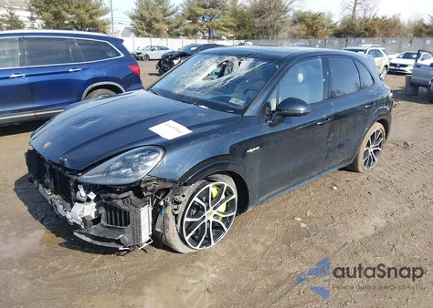 2021 Porsche Cayenne E-Hybrid Turbo S z USA, uszkodzony, nr VIN WP1AH2AYXMDA38121